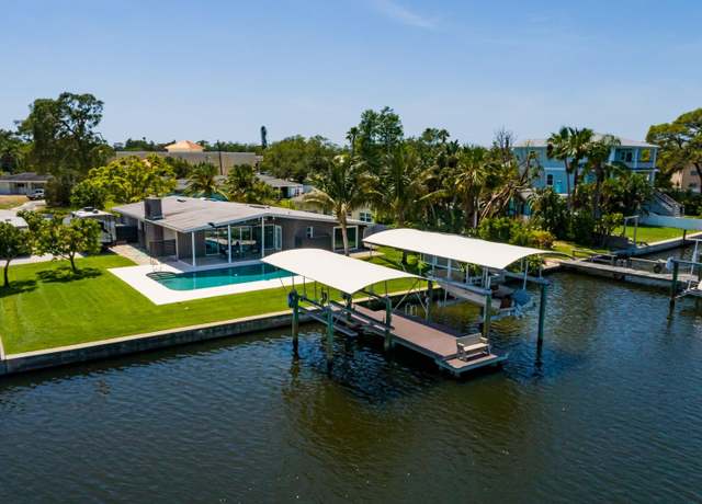 Property at 263 87th Ave N, St Petersburg, FL 33702, 3 beds, 2 baths