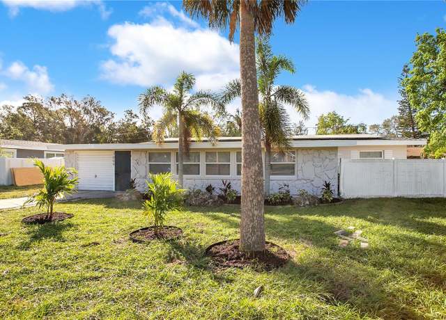 Property at 1009 Farragut Dr N, St Petersburg, FL 33710, 3 beds, 2 baths