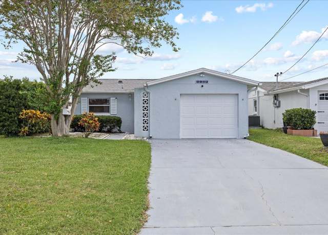 Property at 5106 Blue Heron Dr, New Port Richey, FL 34652, 2 beds, 1 bath