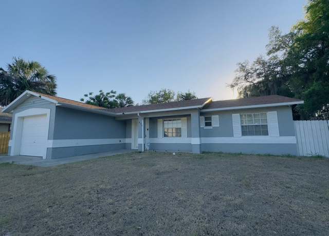 Property at 938 Marvin C Zanders Ave, Apopka, FL 32703, 3 beds, 2 baths