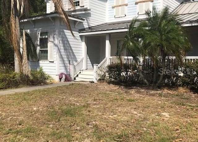 Property at 310 W Lake Ave, Auburndale, FL 33823, 5 beds, 4 baths