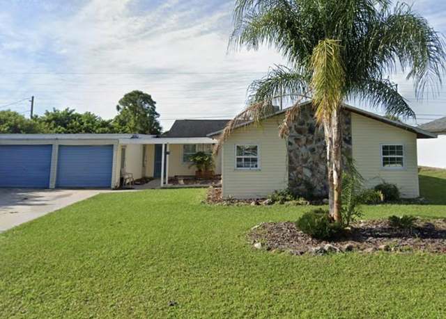 Property at 10419 Kidron Ave Unit B, Englewood, FL 34224, 4 beds, 2 baths