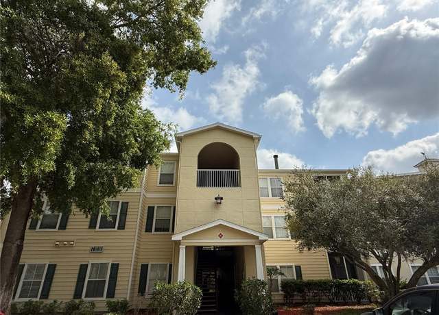 Property at 18267 Bridle Club Dr, Tampa, FL 33647, 3 beds, 2.5 baths