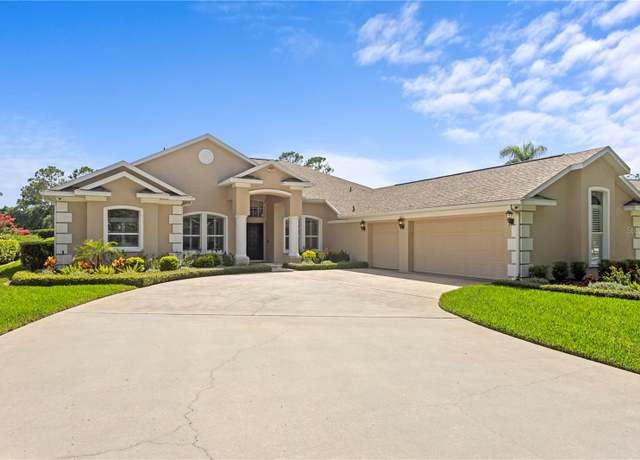 Property at 3707 Smoke Hickory Ln, Valrico, FL 33596, 4 beds, 3.5 baths