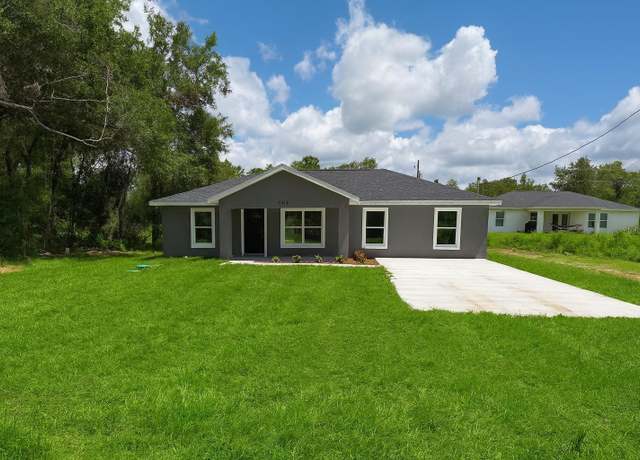 Property at 5411 NW 7th Pl, Ocala, FL 34482, 4 beds, 2 baths