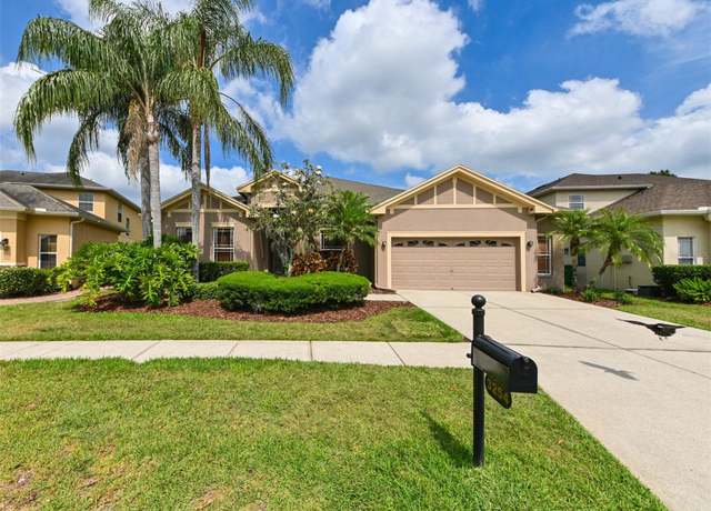 Property at 3254 Grassglen Pl, Wesley Chapel, FL 33544, 4 beds, 3 baths