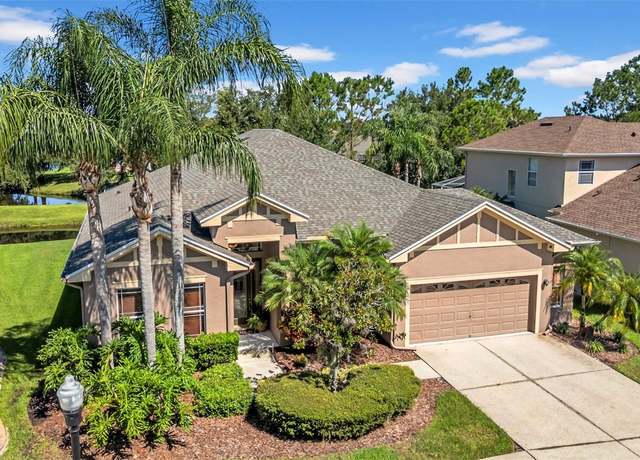 Property at 3254 Grassglen Pl, Wesley Chapel, FL 33544, 4 beds, 3 baths