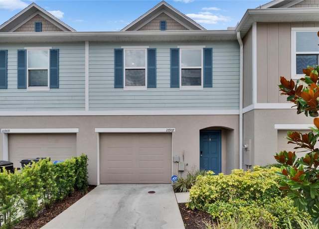 Property at 10907 Golden Acorn Ave, Tampa, FL 33610, 3 beds, 2.5 baths