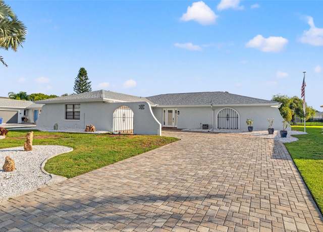 Property at 629 Fort Duquesna Dr, Sun City Center, FL 33573, 3 beds, 2 baths