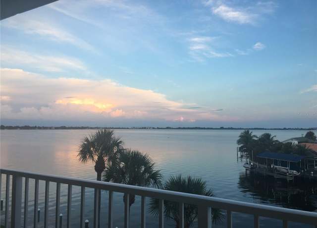 Property at 9923 Manatee Ave W #4, Bradenton, FL 34209, 3 beds, 3 baths