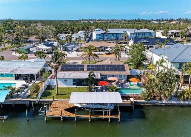 Property at 10211 Sandpiper Rd E, Bradenton, FL 34209, 3 beds, 2 baths
