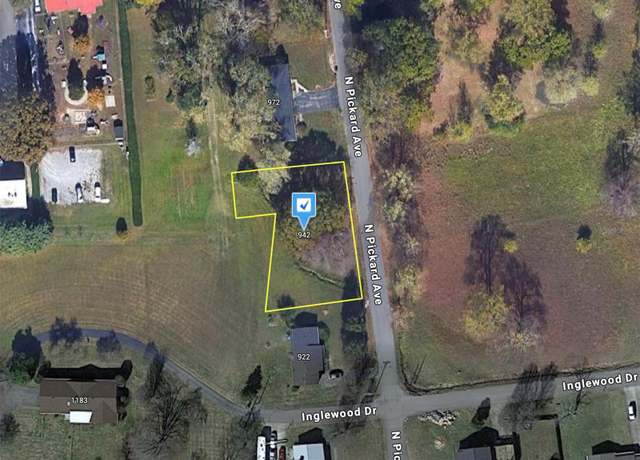 Property at 942 N Pickard Ave, Cookeville, TN 38501
