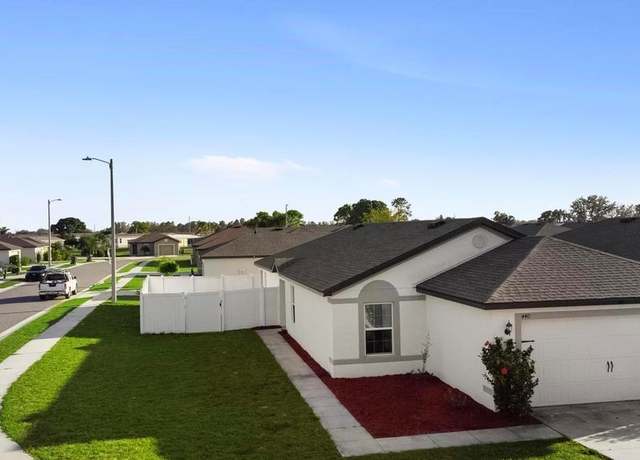 Property at 440 Kensington View Dr, Winter Haven, FL 33880, 3 beds, 2 baths