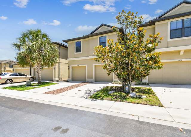 Property at 5150 Bay Isle Cir, Clearwater, FL 33760, 2 beds, 2.5 baths