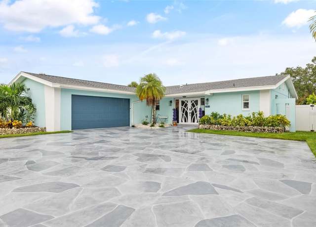 Property at 5690 Bayview Dr, Seminole, FL 33772, 3 beds, 2 baths