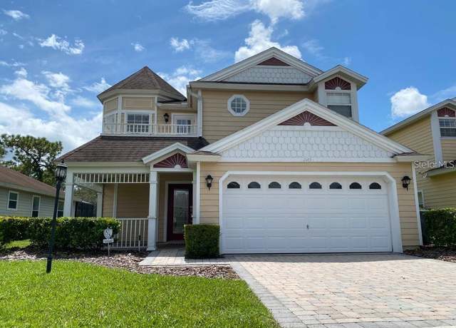 Property at 2143 Victoria Dr, Davenport, FL 33837, 4 beds, 3 baths