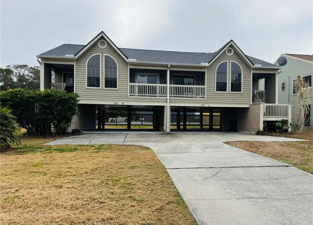 Property at 718 Ohio Ave, Palm Harbor, FL 34683, 4 beds, 4 baths