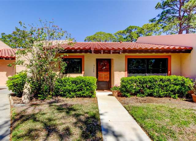 Property at 9769 86th Ave #9769, Seminole, FL 33777, 2 beds, 2 baths