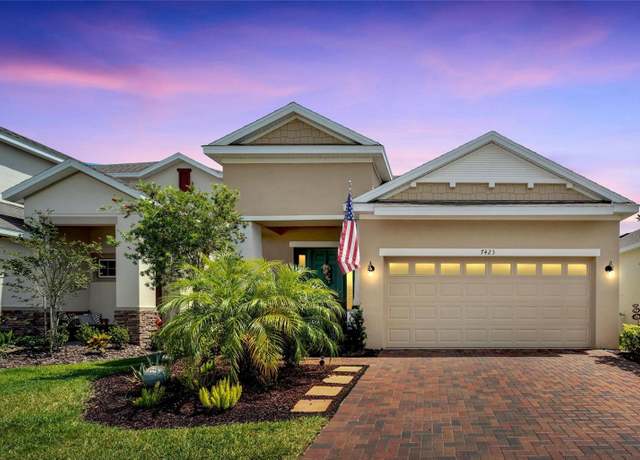 Property at 7423 Sungold Meadow Ct, Apollo Beach, FL 33572, 3 beds, 2.5 baths