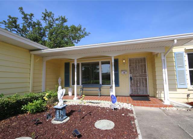 Property at 1444 Eastfield Dr, Clearwater, FL 33764, 4 beds, 2 baths