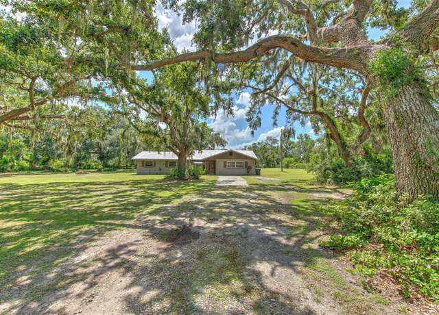 Property at 2610 Crestview Rd, Wimauma, FL 33598, 2 beds, 2 baths