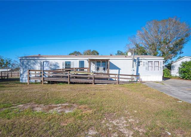 Property at 4307 Meadow Ridge Ct, Mulberry, FL 33860, 4 beds, 2 baths