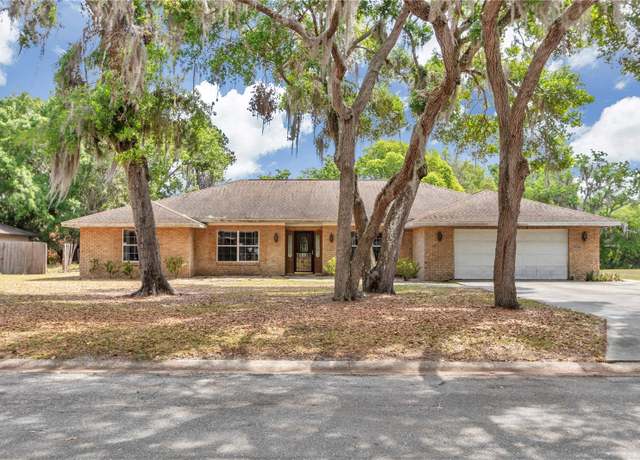Property at 35344 Wild Cherry Ln, Fruitland Park, FL 34731, 4 beds, 2 baths