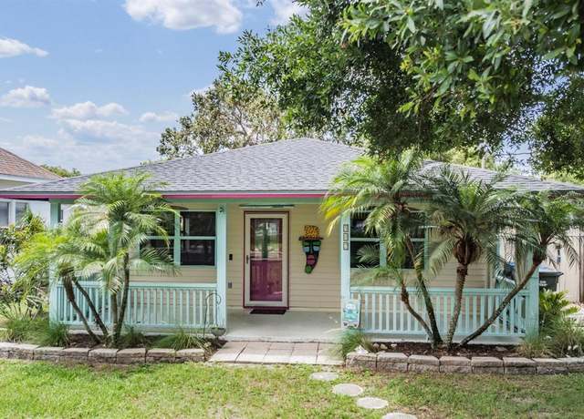 Property at 507 4th Ave SW, Largo, FL 33770, 2 beds, 2 baths