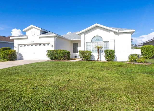 Property at 5017 46th St W, Bradenton, FL 34210, 3 beds, 2 baths