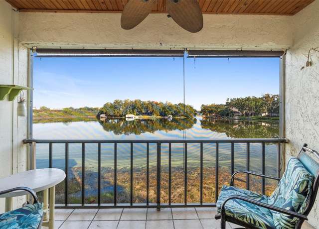 Property at 402 E Orlando Ave Unit 18C, Ocoee, FL 34761, 2 beds, 2.5 baths