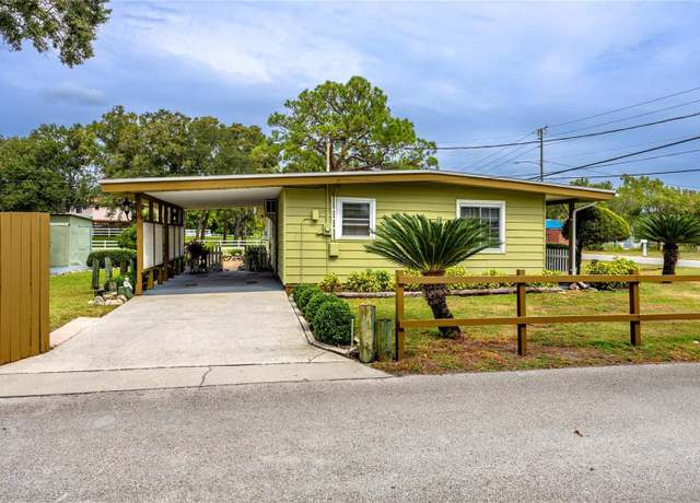 Property at 8990 60th St N, Pinellas Park, FL 33782, 3 beds, 2 baths