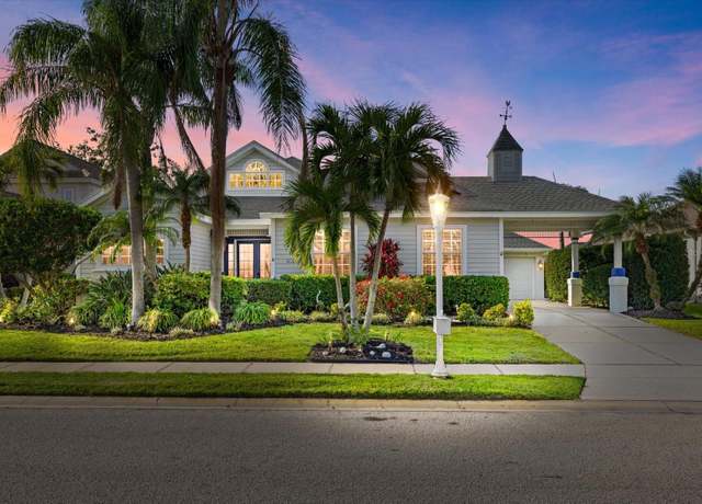 Property at 4715 Spinnaker Dr, Bradenton, FL 34208, 3 beds, 2.5 baths