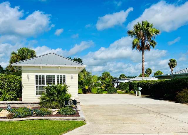Property at 9570 SE 47th Way, Webster, FL 33597