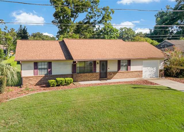 Property at 22 Banyan Dr, Ocala, FL 34472, 3 beds, 2 baths