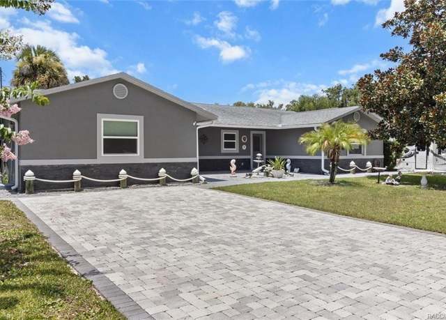 Property at 1201 NW 5th Ter, Crystal River, FL 34428, 3 beds, 2 baths