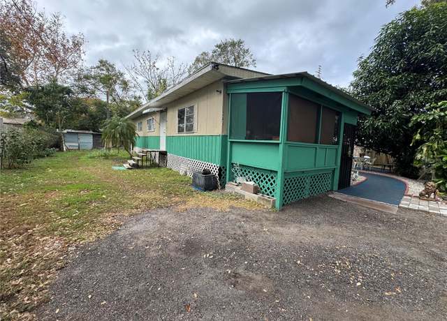 Property at 209 Kaylor Dr, Auburndale, FL 33823, 3 beds, 2 baths