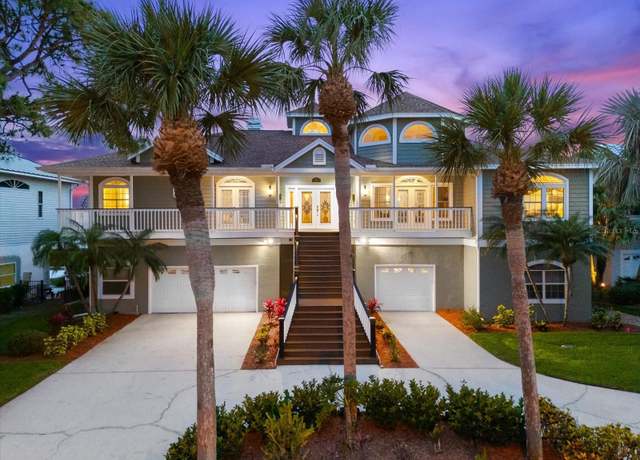 Property at 2081 Pointe Alexis Dr, Tarpon Springs, FL 34689, 4 beds, 2.5 baths