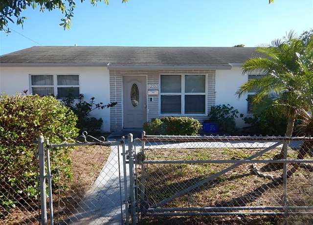 Property at 1263 W 27th St, Riviera Beach, FL 33404, 3 beds, 1 bath