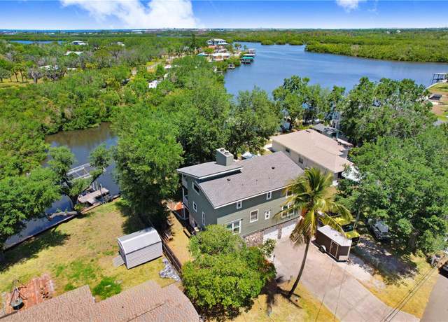 Property at 2635 Manatee Harbor Dr, Ruskin, FL 33570, 3 beds, 2.5 baths