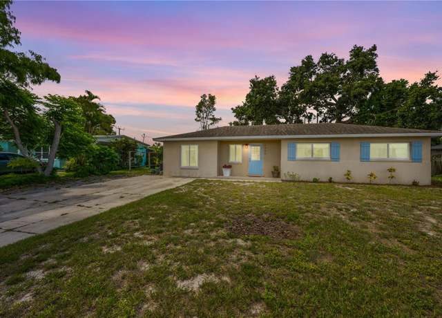 Property at 1905 Harvard Ave, Bradenton, FL 34207, 4 beds, 2 baths