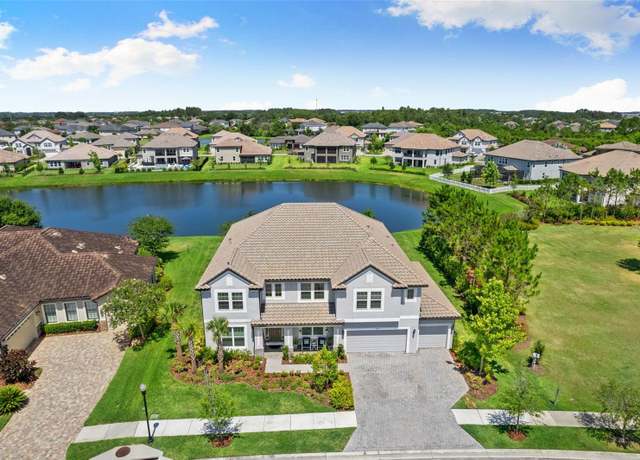 Property at 7135 Graybrook Dr, Wesley Chapel, FL 33545, 7 beds, 5 baths