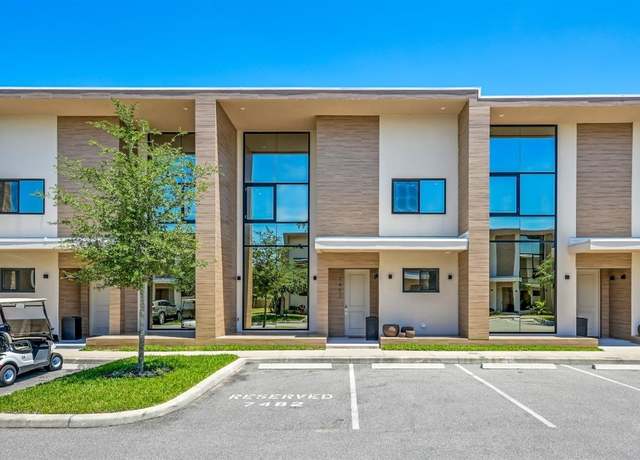 Property at 7482 Brooklyn Dr, Kissimmee, FL 34747, 3 beds, 3.5 baths