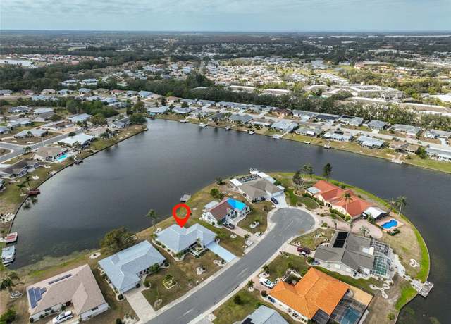 Property at 407 Blackhawk Cir, Sun City Center, FL 33573, 2 beds, 2 baths
