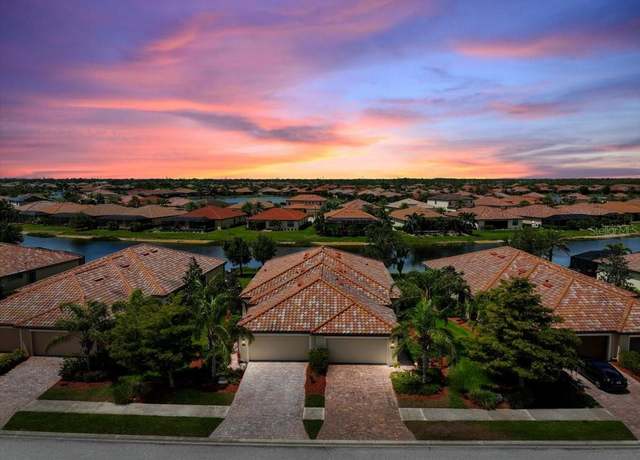 Property at 20171 Tesoro Dr, Venice, FL 34293, 2 beds, 2 baths