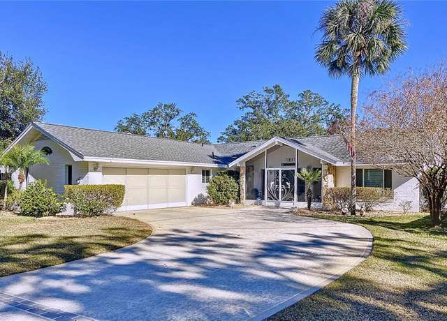 Property at 11910 W Riverhaven Dr, Homosassa, FL 34448, 2 beds, 2 baths