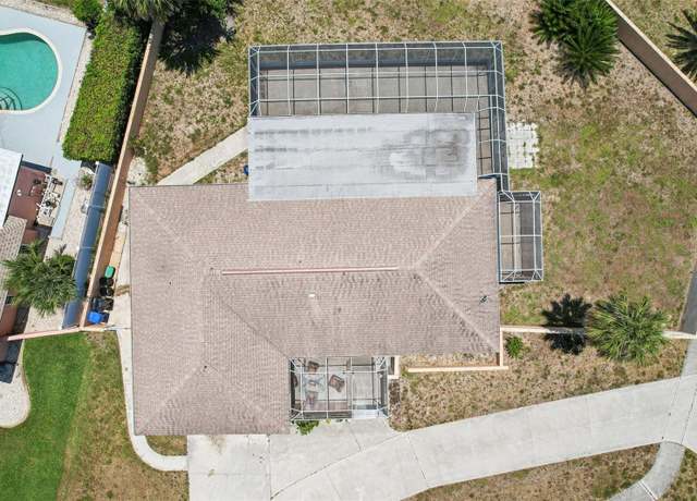 Property at 1301 Lucaya Ave, Venice, FL 34285, 3 beds, 2 baths