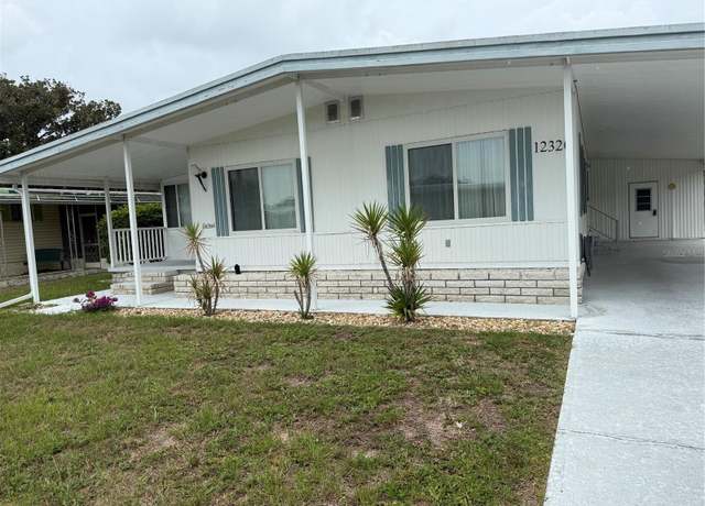 Property at 12320 Conde Dr, Brooksville, FL 34613, 2 beds, 2 baths