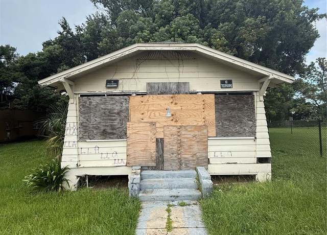 Property at 823 W Livingston St, Orlando, FL 32805, 2 beds, 1 bath