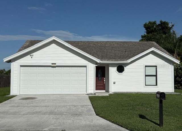 Property at 3540 65th Avenue Cir E, Sarasota, FL 34243, 2 beds, 2 baths