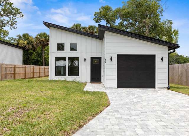Property at 441 S Woodlawn St, St Augustine, FL 32084, 3 beds, 3 baths